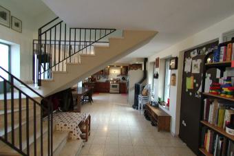 4br/3ba bright Jerusalem